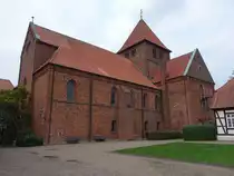 Bassum, Stiftskirche St. Mauritius und St. Viktor, Backsteinkirche aus dem 13. Jahrhundert (07.10.2021)