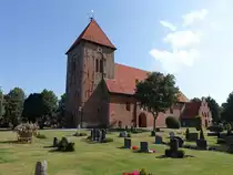 Mildstedt, evangelische St. Lamberti Kirche, erbaut um 1200 (24.07.2021)
