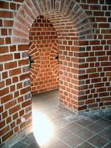 In einen der beiden T�rme der Oberbaumbr�cke am Tag des offenen Denkmals 2007