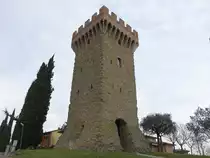 Torgiano, Torre Baglioni, Turm aus dem 13. Jahrhundert (27.03.2022)