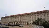 In dem in der zweiten H�lfte des 17. Jahrhunderts erbauten Palais Czernin ist heute das Au�enministerium der Tschechischen Republik untergebracht. (Prag, September 2012)