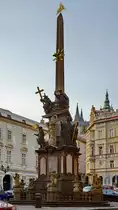 Die barocke Dreifaltigkeitss�ule (Pests�ule) wurde aus Dankbarkeit zum Ende der Pestepidemie im Jahr 1713 errichtet. (Prag, September 2012)