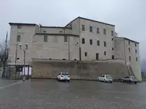 Castello di Genga, erbaut im 10. Jahrhundert (30.03.2022)