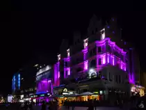 Die illuminierte H�userzeile am Leicester Square in London. (September 2013)