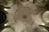 Die kunstvoll gestaltete Decke im Nationalpalast von Ajuda (Pal�cio Nacional da Ajuda) in Lissabon. (Januar 2017)