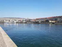 Der Main bei W�rzburg im M�rz 2022