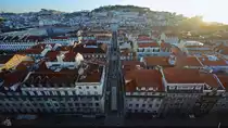 Blick vom h�her gelegenen Stadtteil Chiado auf das Zentrum von Lissabon. (Januar 2017)