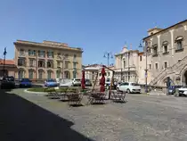 Tarquinia, Geb�ude an der Piazza Trento di Trieste (23.05.2022)