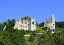 Landeck, Blick von S�d-Osten auf die Burgruine Landeck, Juni 2022