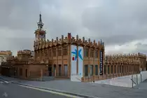 Das Kulturzentrum CaixaForum wurde 2002 er�ffnet und befindet sich in den Geb�uden der ehemaligen Textilfabrik F�brica Casaramona. (Februar 2012)