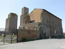 Tuscania, Basilika San Pietro, erbaut im 13. Jahrhundert (23.05.2022)