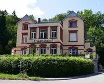 Horben, OT-Bohrer im Schwarzwald, das ehemalige Hotel Friedrichshof wurde 1896 erbaut, heute privat genutzt beherbergt es ein Antiquariat und Archiv f�r historische Tontr�ger, Juni 2022