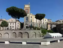 Viterbo, Postgeb�ude an der Piazza Unita de Italia (24.05.2022)