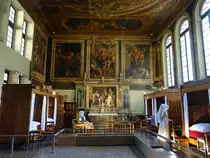 Beaune, Saal mit Gem�lden im Hotel Dieu (02.07.2022)