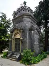 Der 1866 er�ffnete Zentralfriedhofes (Cimitero Monumentale) von Mailand besteht aus vielen beeindruckenden Familiengrabst�tten. (Juni 2014)