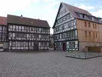 Schmalkalden, Fachwerkh�user am Kirchhof (15.04.2022)