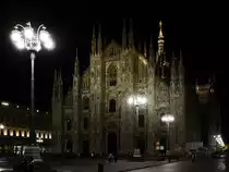 Mit dem Bau des Mail�nder Doms wurde bereits 1386 begonnen, ab dem Jahr 1567 wurde mit der Gestaltung der Fassade im klassisch-barocken Stil begonnen, welche erst im Jahr 1805 beendet waren. (Juni 2014)