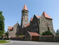 Clervaux, Benediktinerabtei St. Mauritius und St. Maurus, erbaut vom niederl�ndischen Architekten Johannes Franziskus Klomp (19.06.2022) 