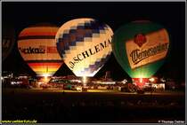Ein H�hepunkt im j�hrlichen Festkalender der Stadt Chemnitz ist das auf der K�chwaldwiese stattfindende Ballonfest. Im Gegensatz zum windigen Vorjahr herrschte am Abend des 07.06.08 sch�nes ruhiges Wetter, so dass das Ballongl�hen zur Freude zahlreicher Besucher diesmal stattfinden konnte.