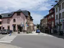 Wiltz, historische H�user in der Grande Rue (22.06.2022)