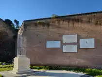 Ein Denkmal f�r die 1942 gegr�ndete amerikanisch-kanadische Eliteeinheit 1st Special Service Force, welche bis 1944 in Italien und S�dfrankreich im Einsatz war. (Rom, Dezember 2015)