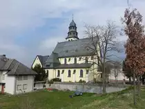 Kelsterbach, kath. Pfarrkirche Herz Jesu, erbaut von 1910 bis 1911 durch den Architekten August Greifzu (20.03.2022)