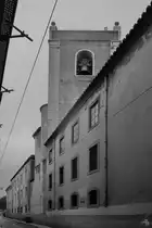 Die im 16. Jahrhundert haupts�chlich im Barockstil errichtete Igreja de S�o Roque ist eine der �ltesten Jesuitenkirchen, daneben befindet sich ein Museum (Museu de S�o Roque) mit einer umfangreichen Sammlung portugiesischer Sakralkunst. (Lissabon, Dezember 2016)