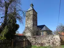 Leina, evangelische St. Nikolaus Kirche, erbaut im 12. Jahrhundert (16.04.2022) 