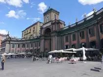 Neapel, Portal zum Convitto Nazionale Vittorio Emanuele II. an der Piazza Dante (23.09.2022)