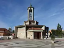 Larino, Pfarrkirche Santi Martiri in der Via Don Luigi Sturzo (17.09.2022)