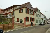 Im Bild der (ehemalige ?) Diedesfelder Winzerhof in Neustadt an der Weinstra�e. (Dezember 2014)