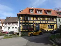 Kranichfeld, Fachwerkh�user am Kirchplatz (17.04.2022)