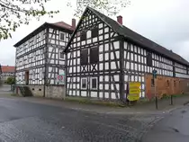 Ebsdorf, Fachwerkh�user in der Hauptstra�e (30.04.2022)