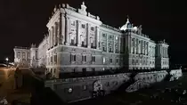 Der K�nigliche Palast (Palacio Real) in Madrid wurde in den Jahren 1738 bis 1764 im Barockstil erbaut und ist die offizielle Residenz der spanischen K�nige. (November 2022)