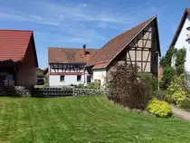 Wettsaasen, Fachwerkh�user am Kirchweg (14.05.2022)