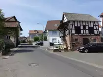 Burgholz, Fachwerkh�user im Burgweg (15.05.2022)