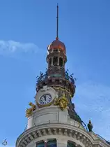 Der Turm des im sp�ten neunzehnten Jahrhundert erbauten Palast der Gerechten (Palacio de la Equitativa), in dem heute das Hotel Four Seasons untergebracht ist. (Madrid, November 2022)