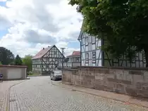 Kirchgandern, Fachwerkh�user im Kirchweg (02.06.2022)