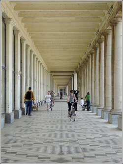 S�ulengang in Oostende.